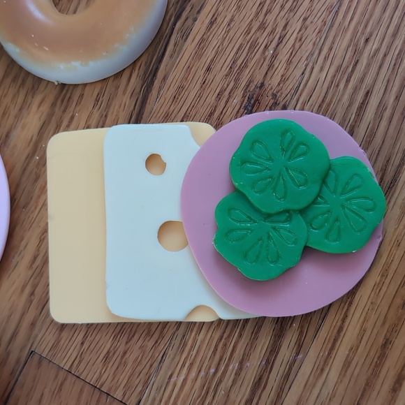 Kids Tea and Food Playset - Picture 2 of 14